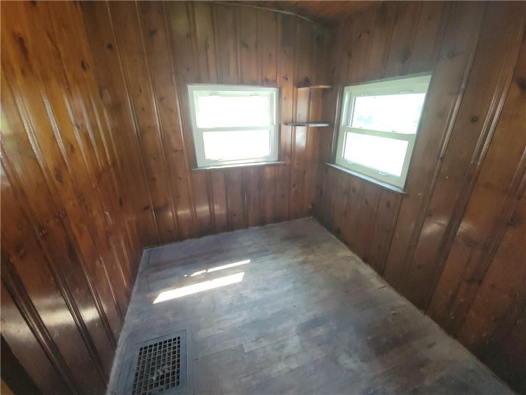 1015 Main Street — photo 8