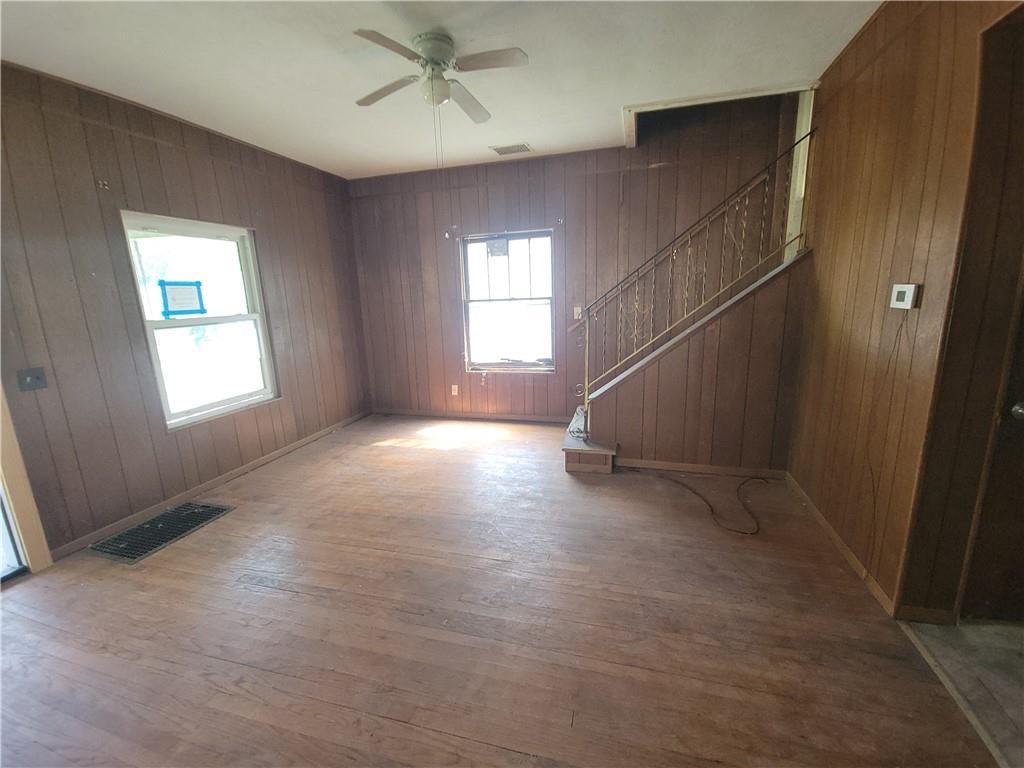 1015 Main Street — photo 11