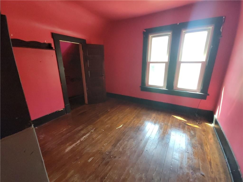 1015 Main Street — photo 13