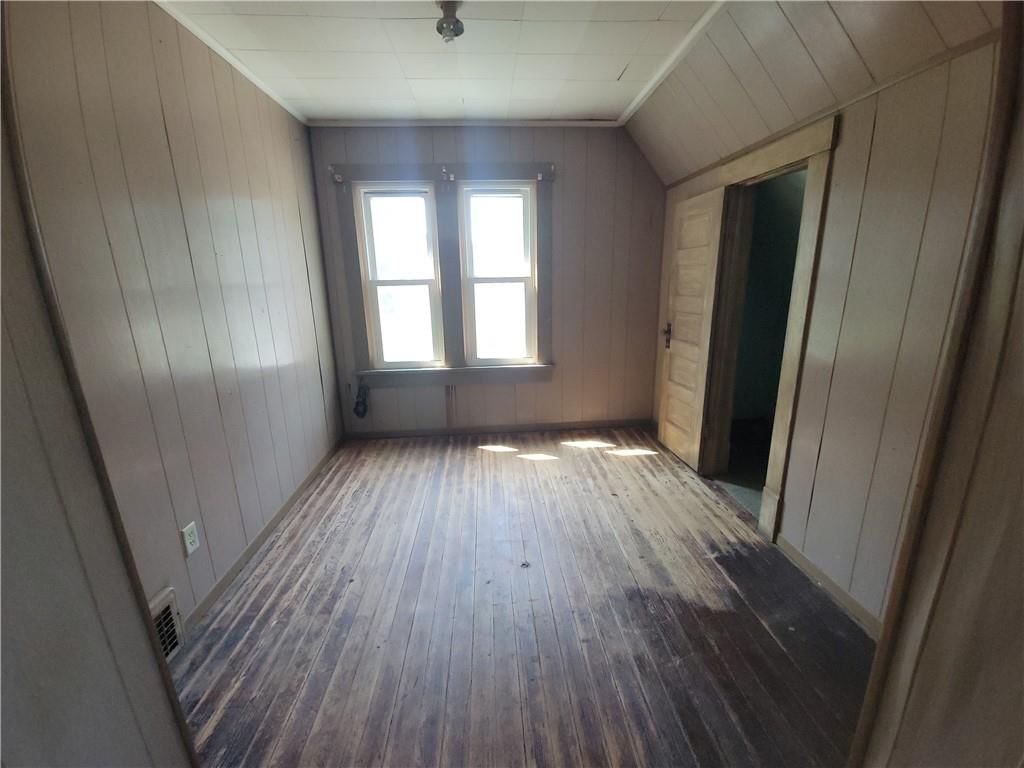 1015 Main Street — photo 15