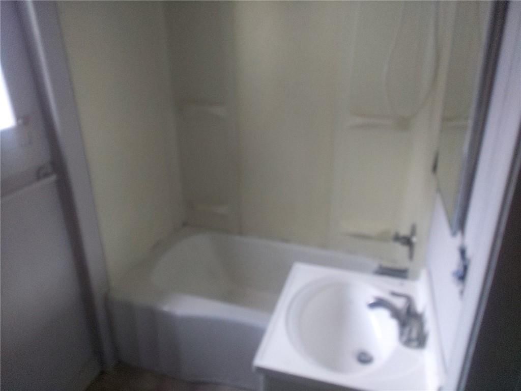 507 Brown Avenue — photo 17