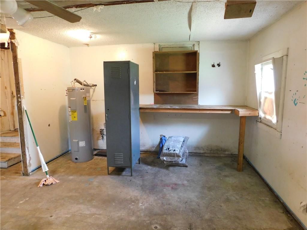 Photo 10 of 10 - 304 W Elizabeth Street