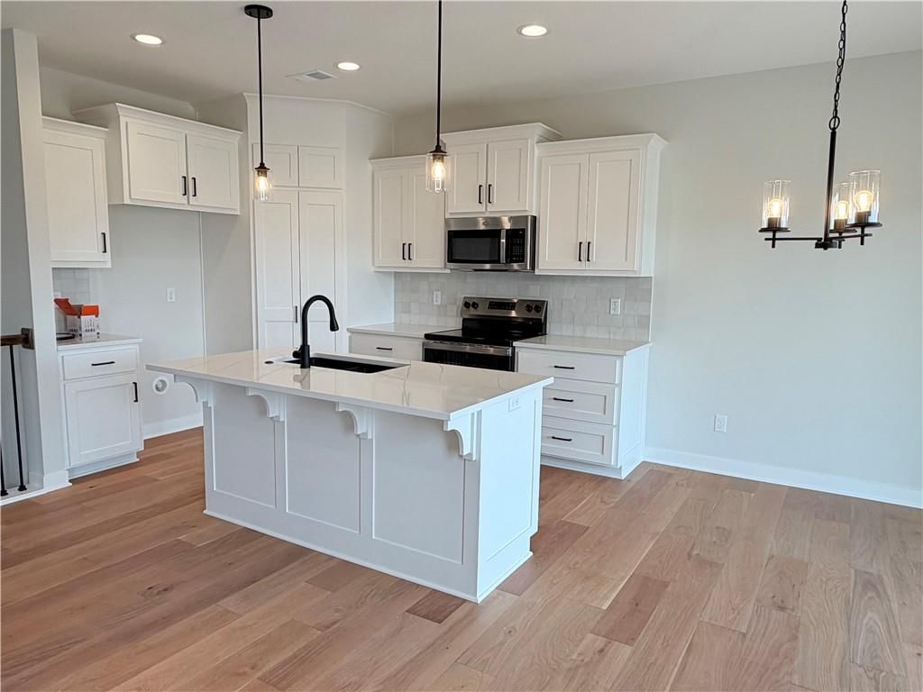 15645 Sheridan Court — photo 8