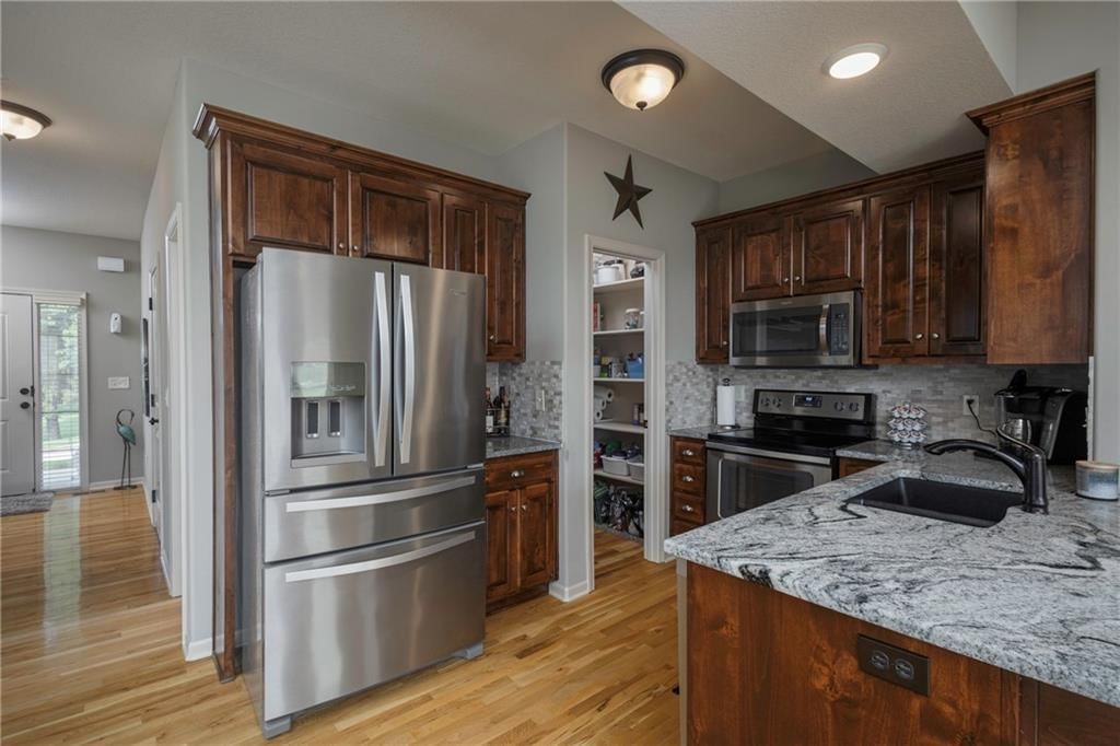 Photo 11 of 44 - 8509 N Highland Avenue