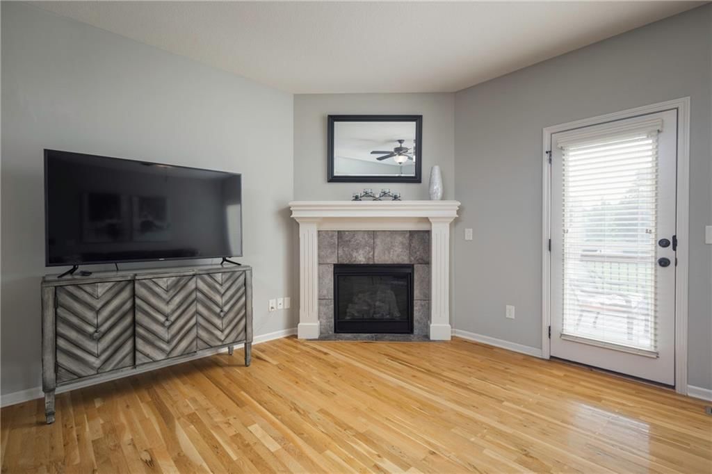 Photo 15 of 44 - 8509 N Highland Avenue