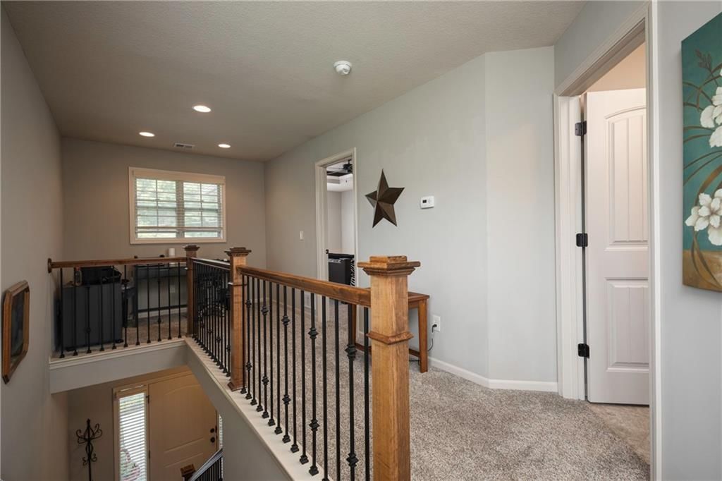 Photo 19 of 44 - 8509 N Highland Avenue