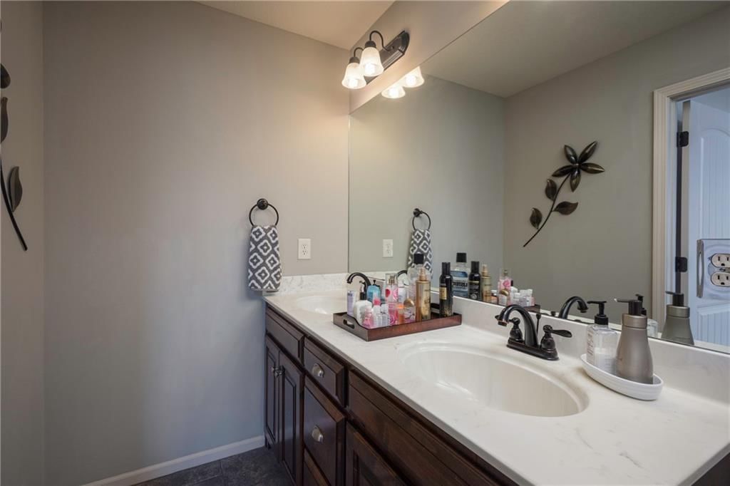 Photo 28 of 44 - 8509 N Highland Avenue