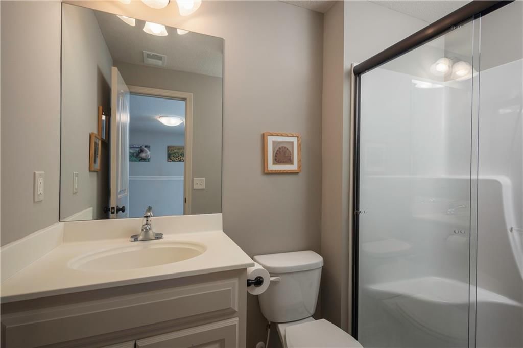 Photo 32 of 44 - 8509 N Highland Avenue
