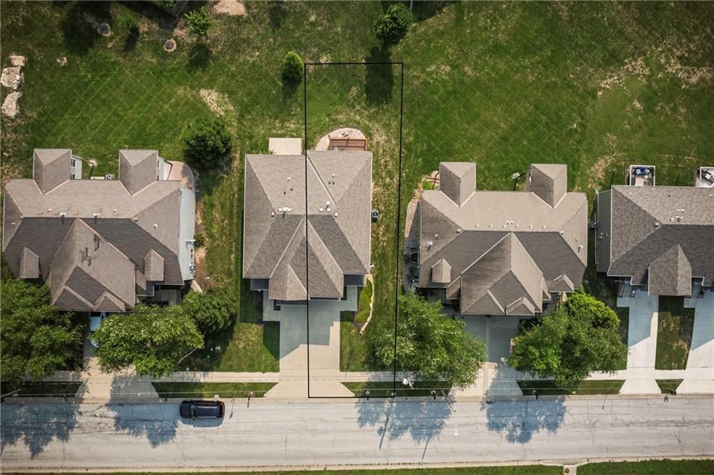 Photo 44 of 44 - 8509 N Highland Avenue