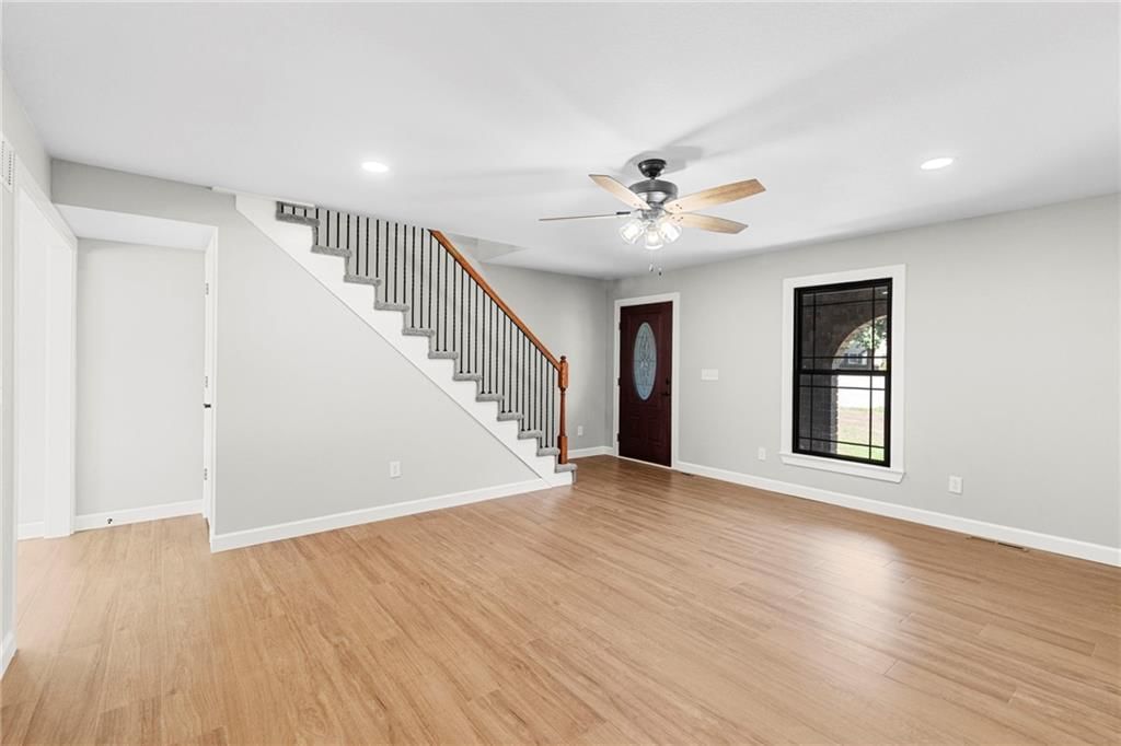 1000 Woodcliffe Drive — photo 4