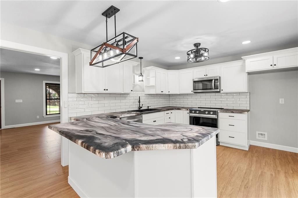 1000 Woodcliffe Drive — photo 10