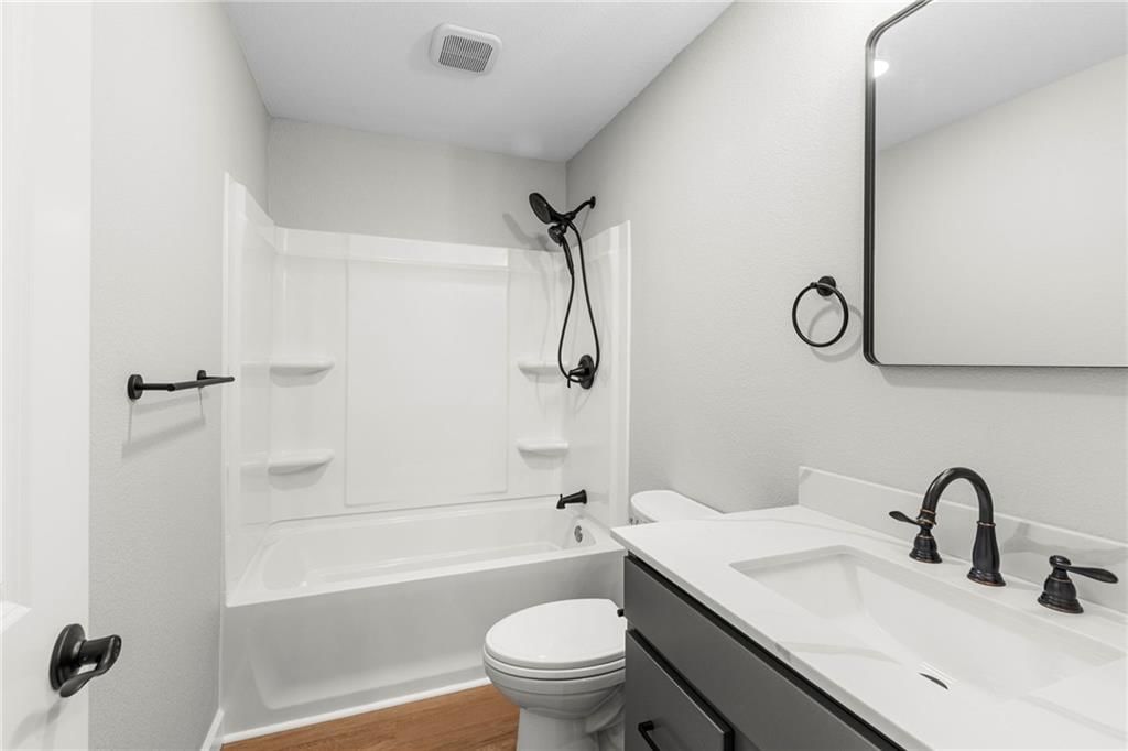 1000 Woodcliffe Drive — photo 14