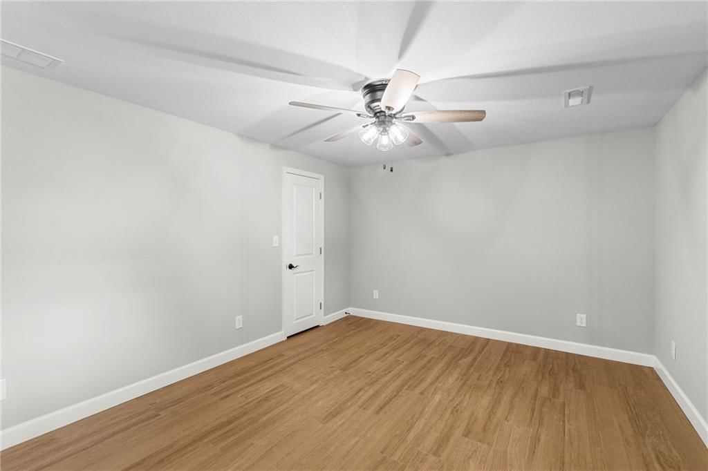1000 Woodcliffe Drive — photo 27