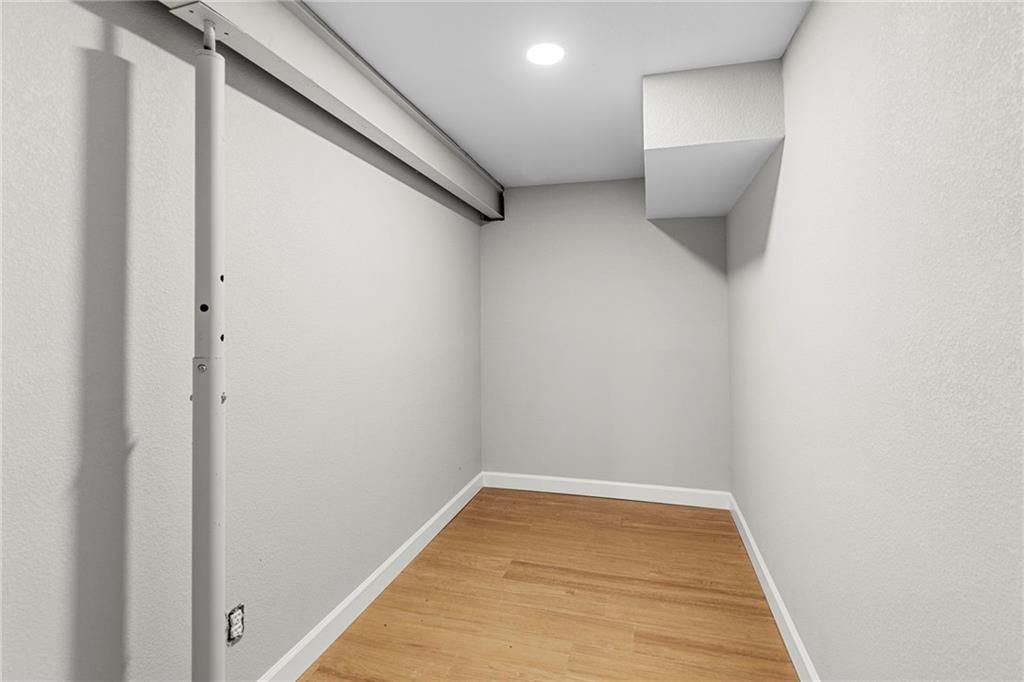 1000 Woodcliffe Drive — photo 31