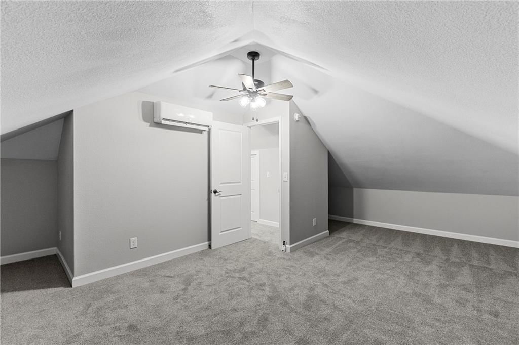 1000 Woodcliffe Drive — photo 33