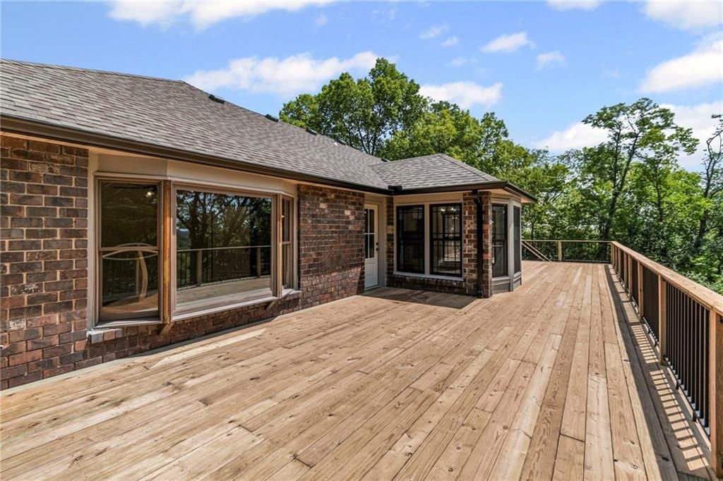 1000 Woodcliffe Drive — photo 38