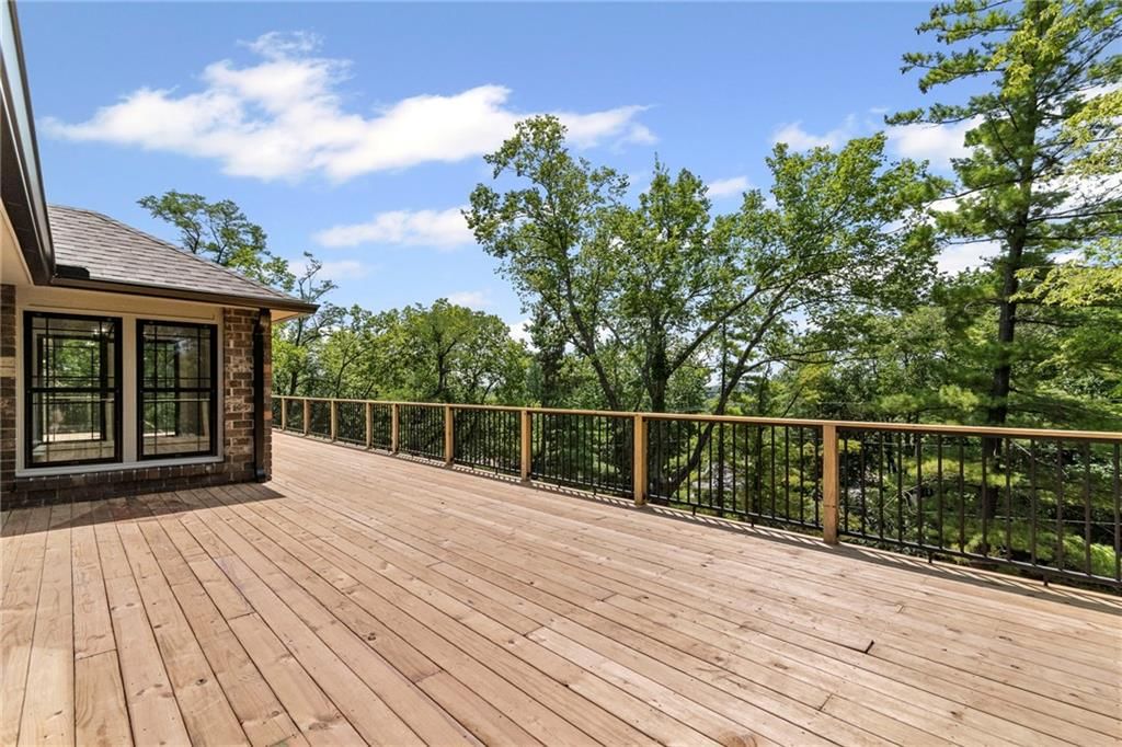 1000 Woodcliffe Drive — photo 39