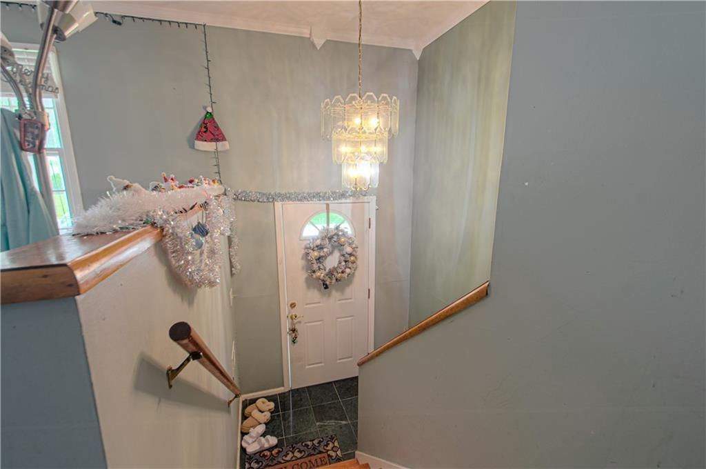 Photo 5 of 22 - 7632 Milrey Drive