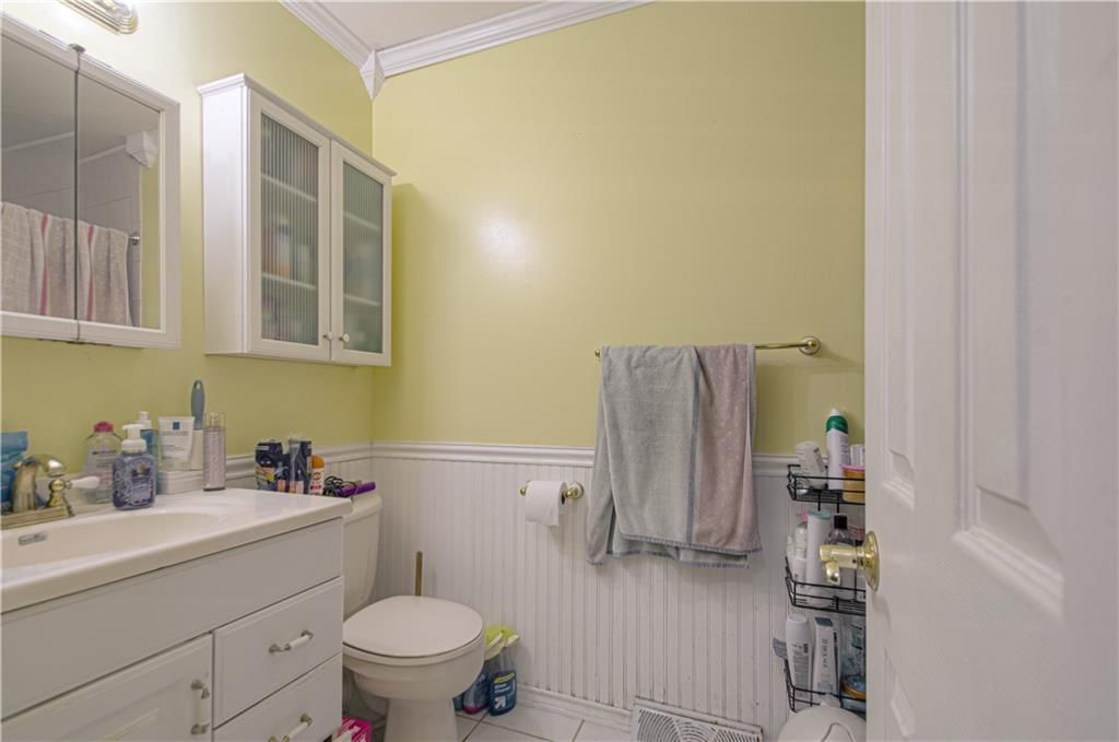 Photo 12 of 22 - 7632 Milrey Drive