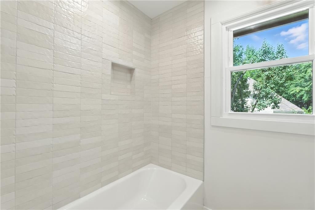 Photo 25 of 42 - 8200 W 101st Street