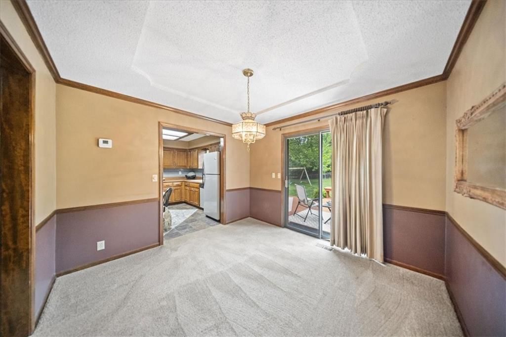 Photo 11 of 30 - 16201 W 124th Circle