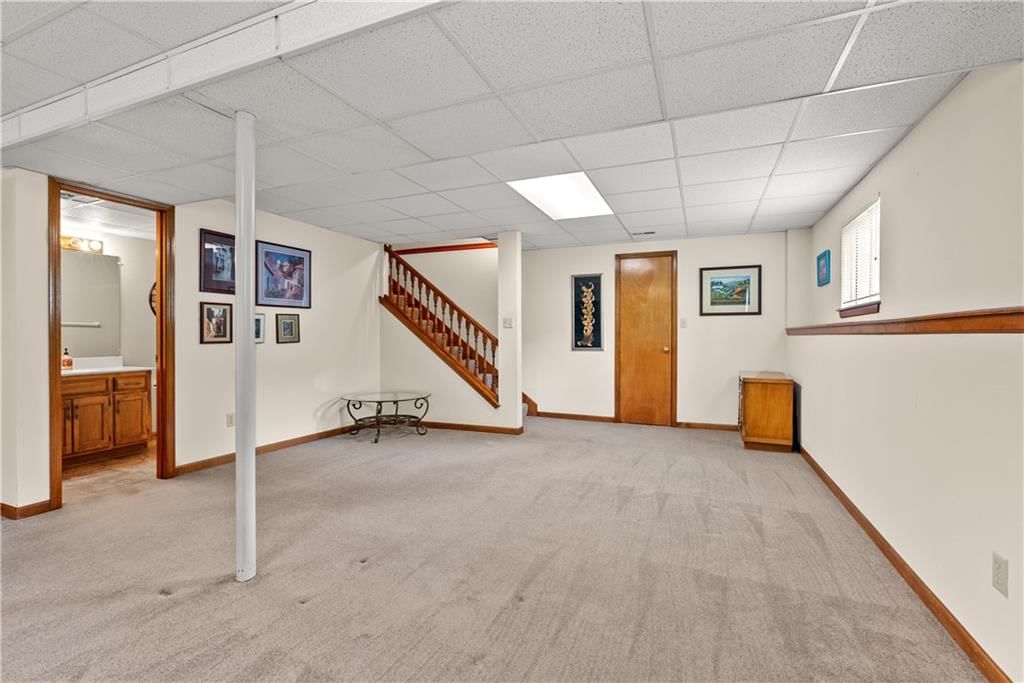 Photo 24 of 33 - 17014 E 45th Street S