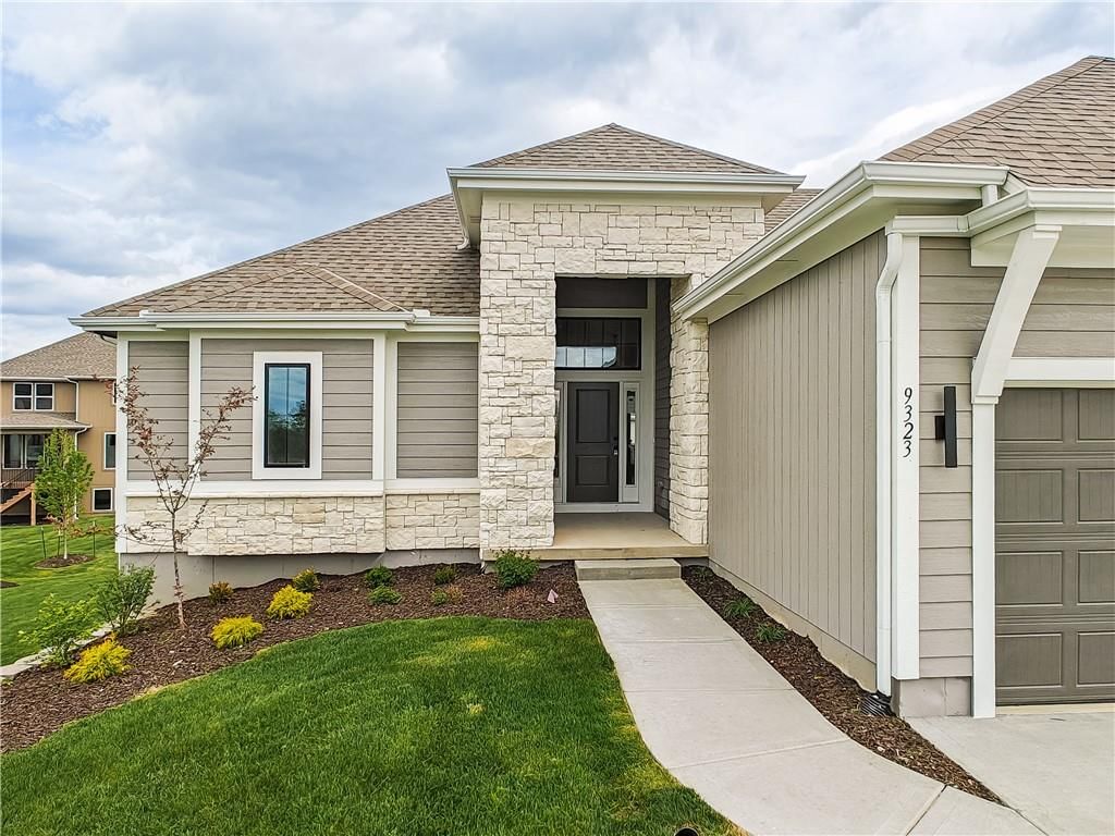 9323 Pickering Street — photo 2