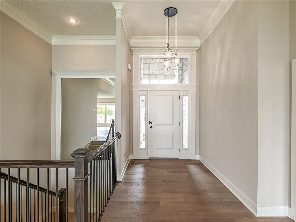 9323 Pickering Street — photo 3