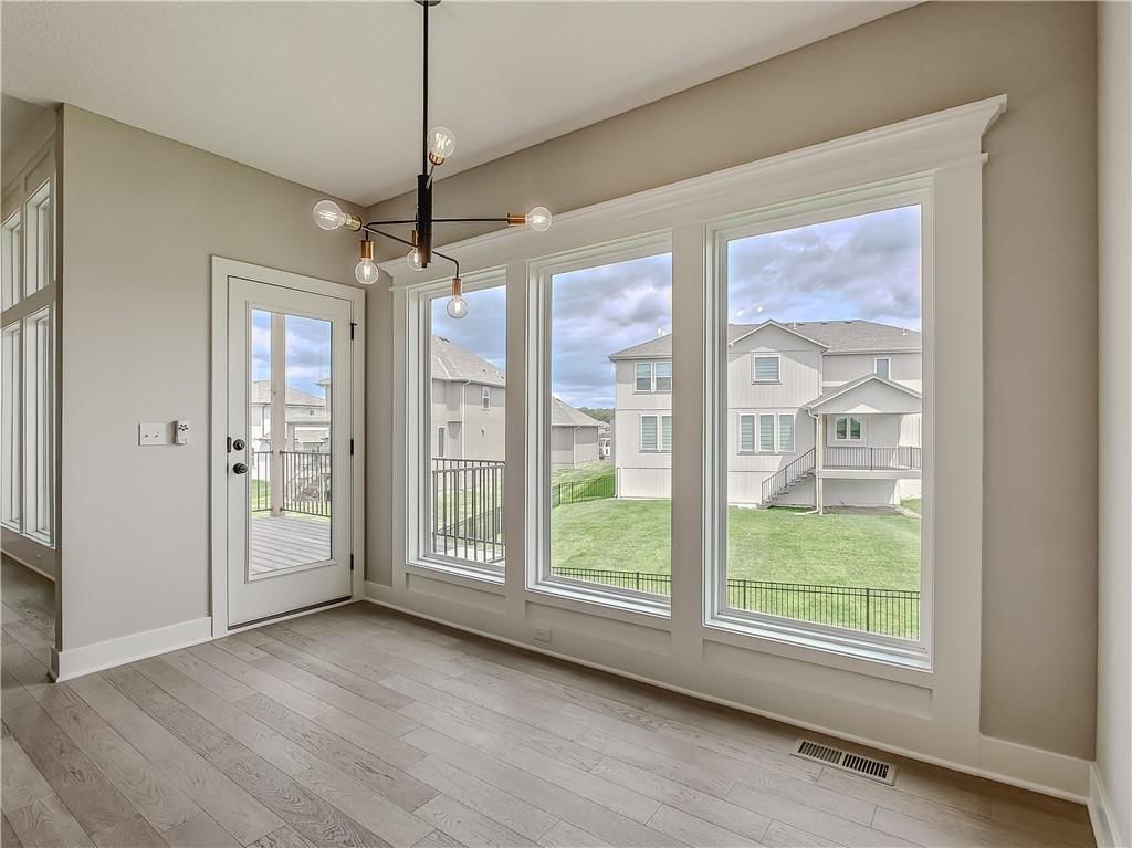 9323 Pickering Street — photo 15