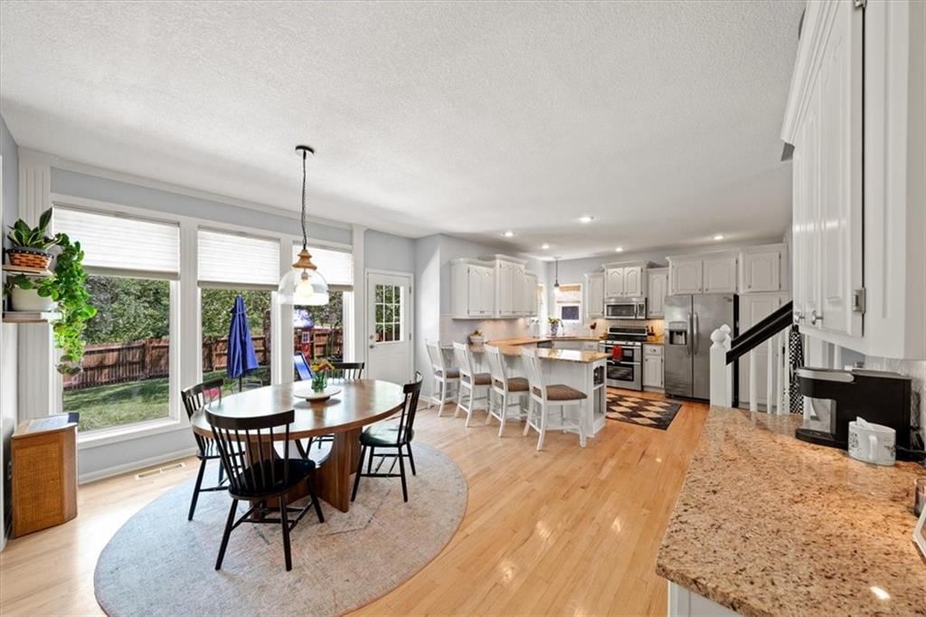 Photo 6 of 27 - 15765 S Stagecoach Drive
