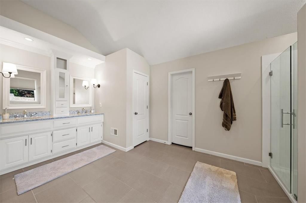 Photo 18 of 27 - 15765 S Stagecoach Drive
