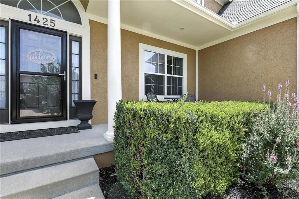 1425 NE Stonewood Drive — photo 38