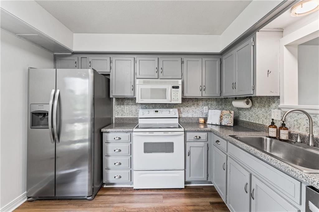 1320 SE Knights Bridge Street — photo 13