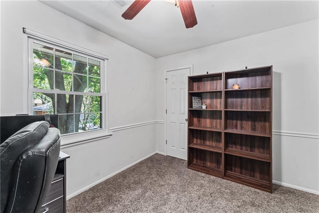 1320 SE Knights Bridge Street — photo 30