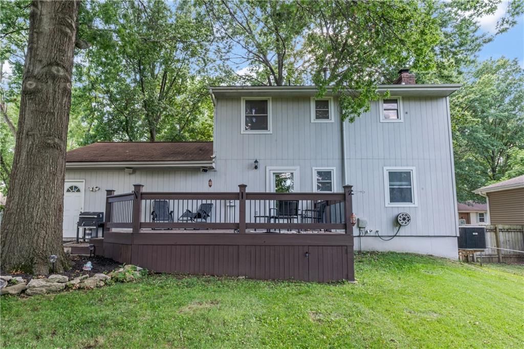 1320 SE Knights Bridge Street — photo 31