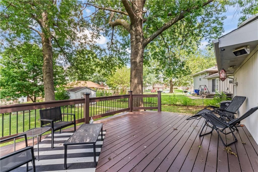 1320 SE Knights Bridge Street — photo 34
