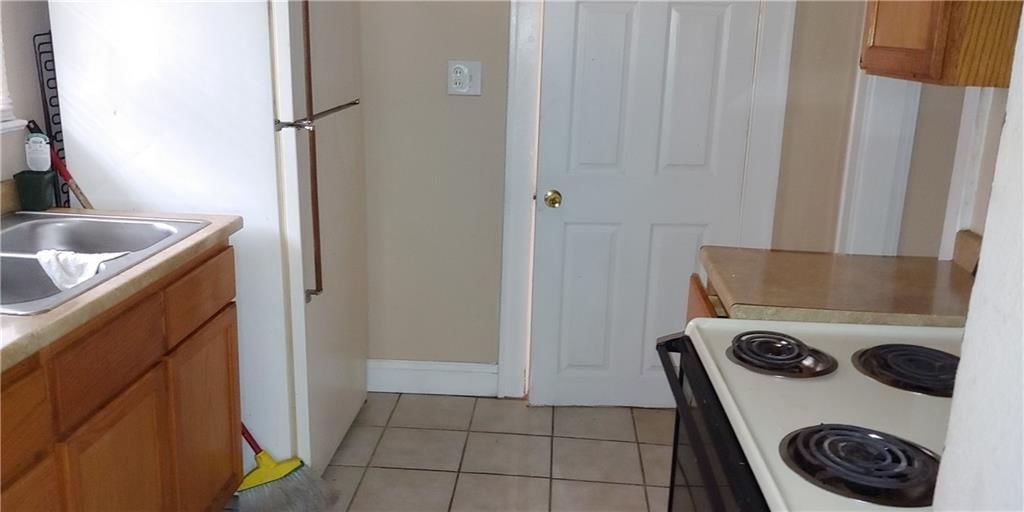 4676 E 37th Terrace — photo 9