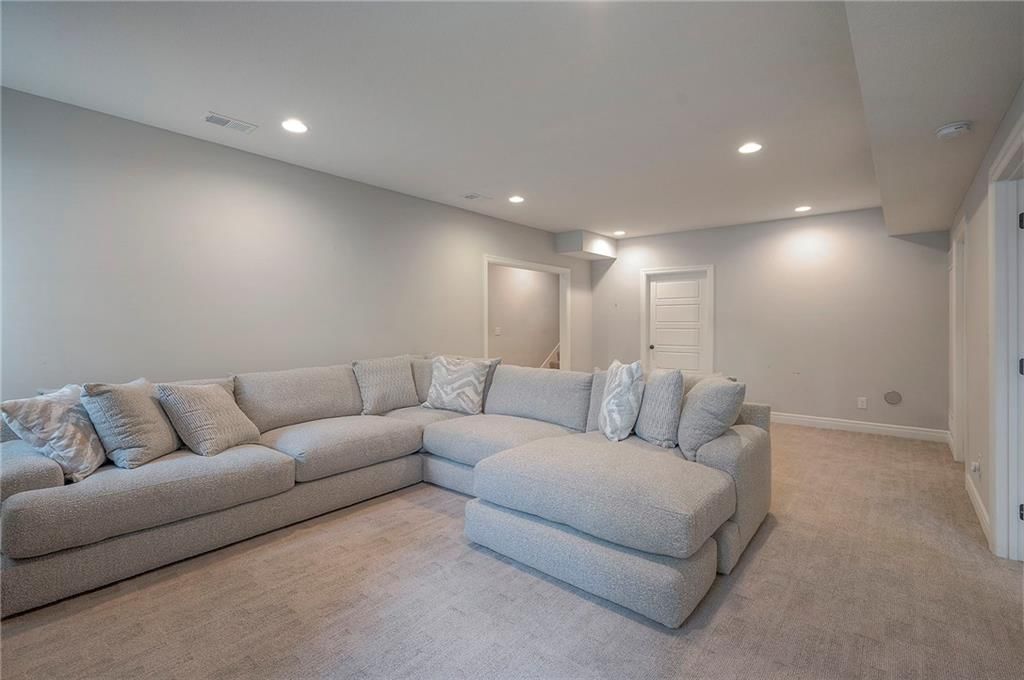 14744 Meadow Lane — photo 38