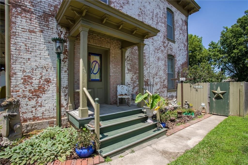 522 W Maple Avenue — photo 10