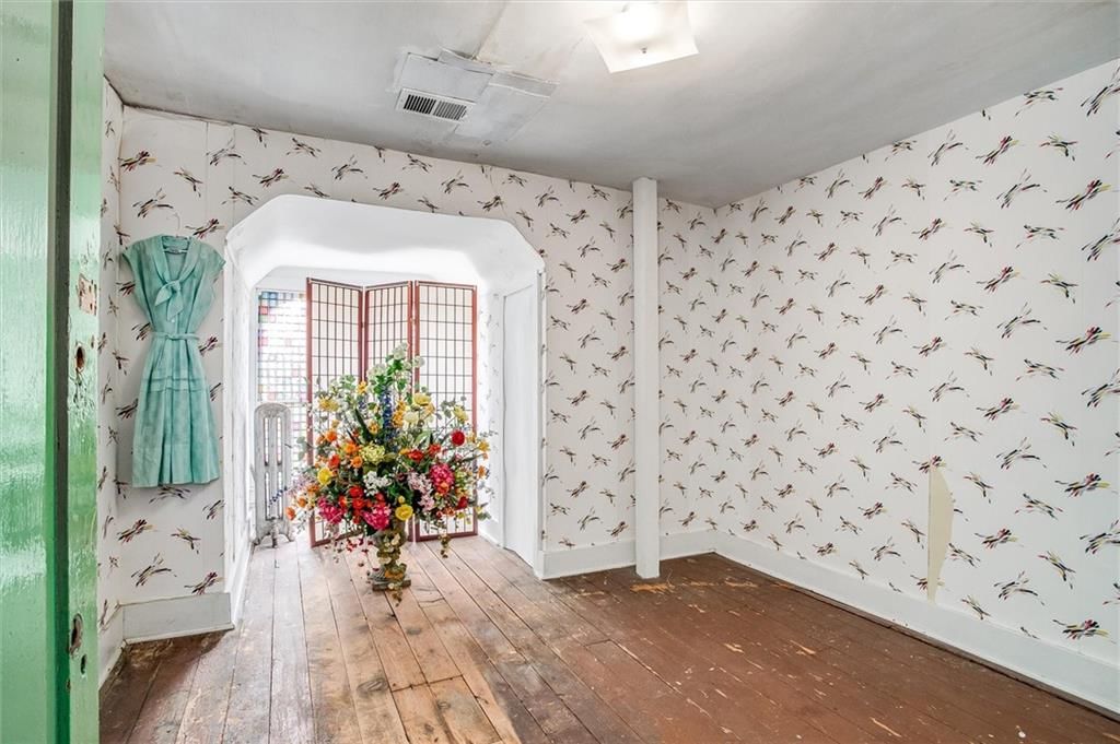 522 W Maple Avenue — photo 29