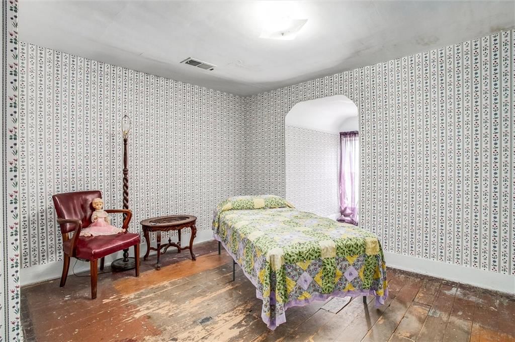 522 W Maple Avenue — photo 30
