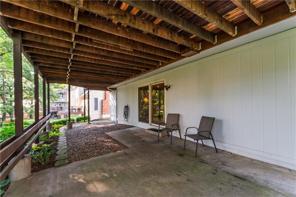 Photo 34 of 37 - 14508 W 68TH Terrace
