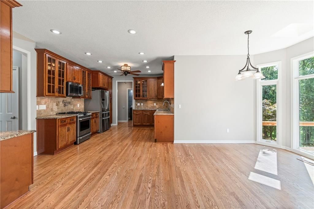 12023 NW Country Club Court — photo 11