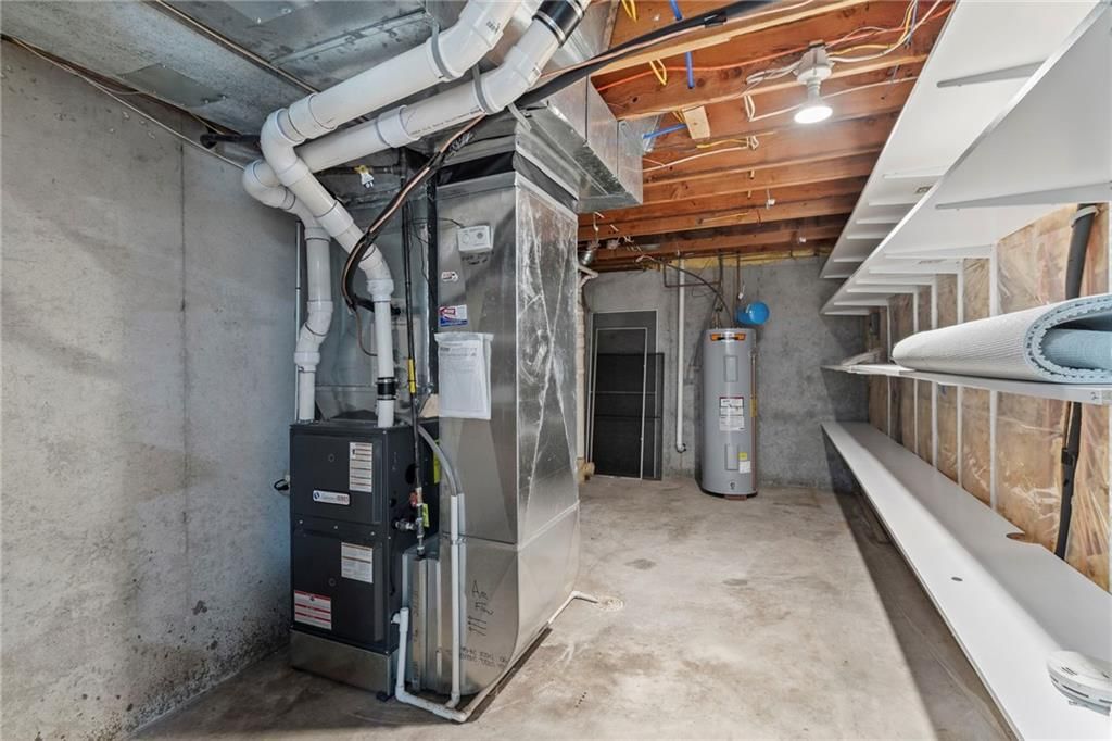 12023 NW Country Club Court — photo 36