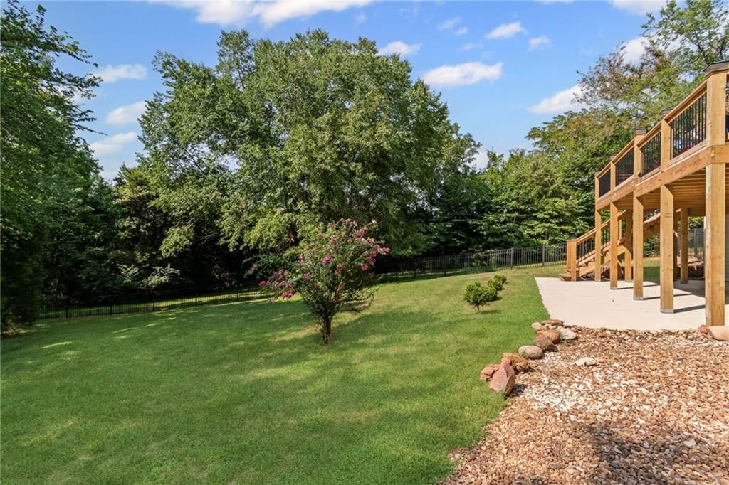 12023 NW Country Club Court — photo 40