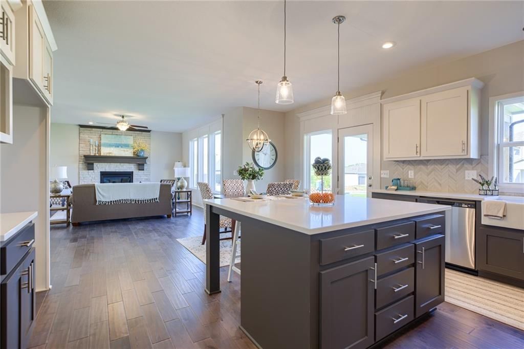 9284 Zarda Drive — photo 4