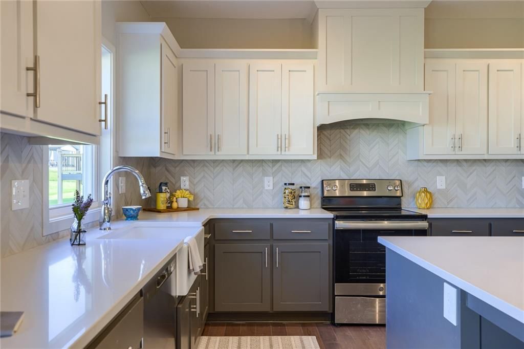 9284 Zarda Drive — photo 7