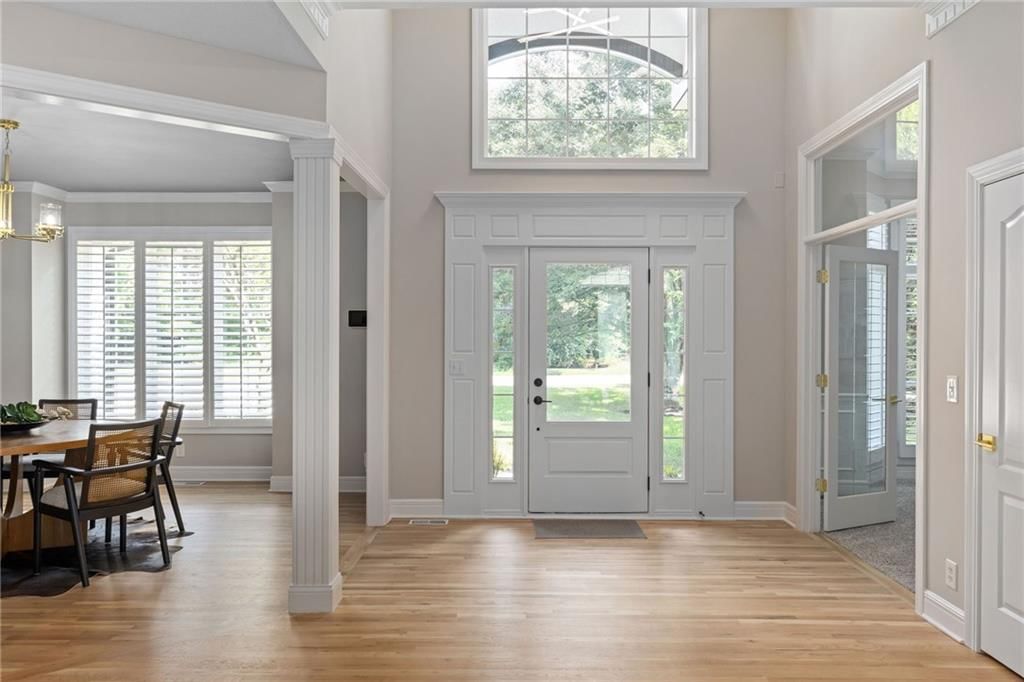 15142 Windsor Circle — photo 4