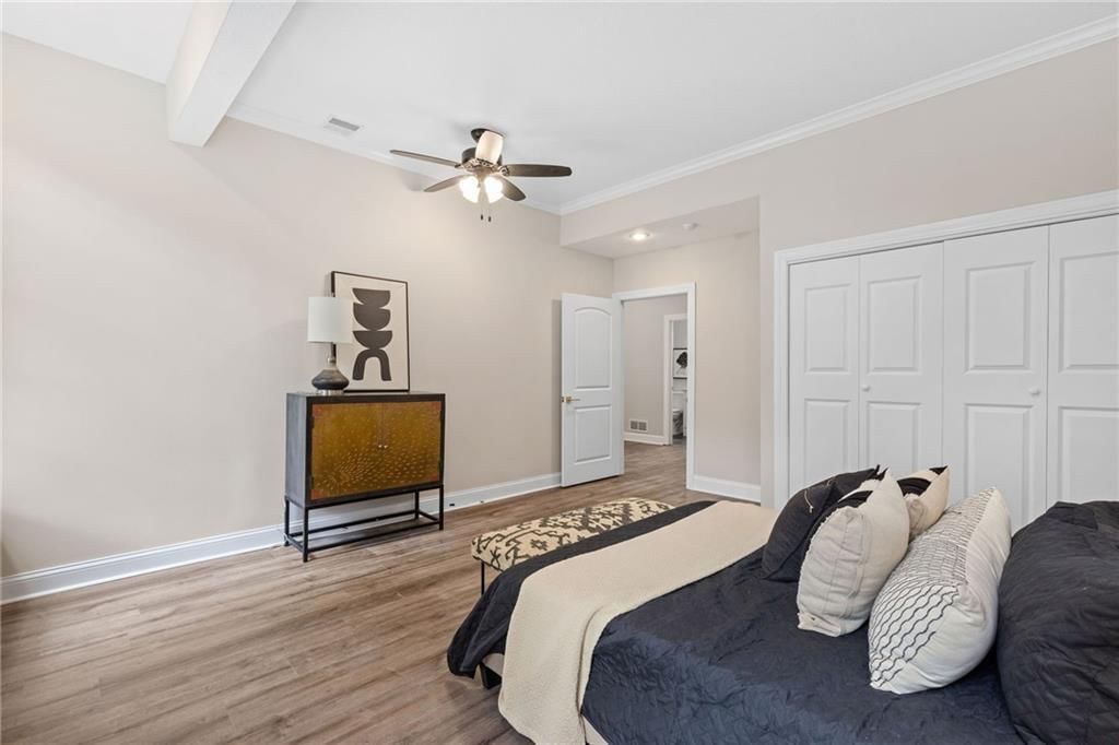 15142 Windsor Circle — photo 40