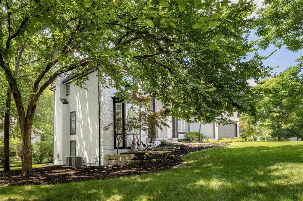 15142 Windsor Circle — photo 44